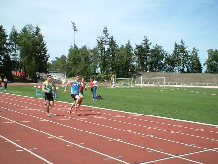 Julien en toute beauté pour un 100m d'enfre!